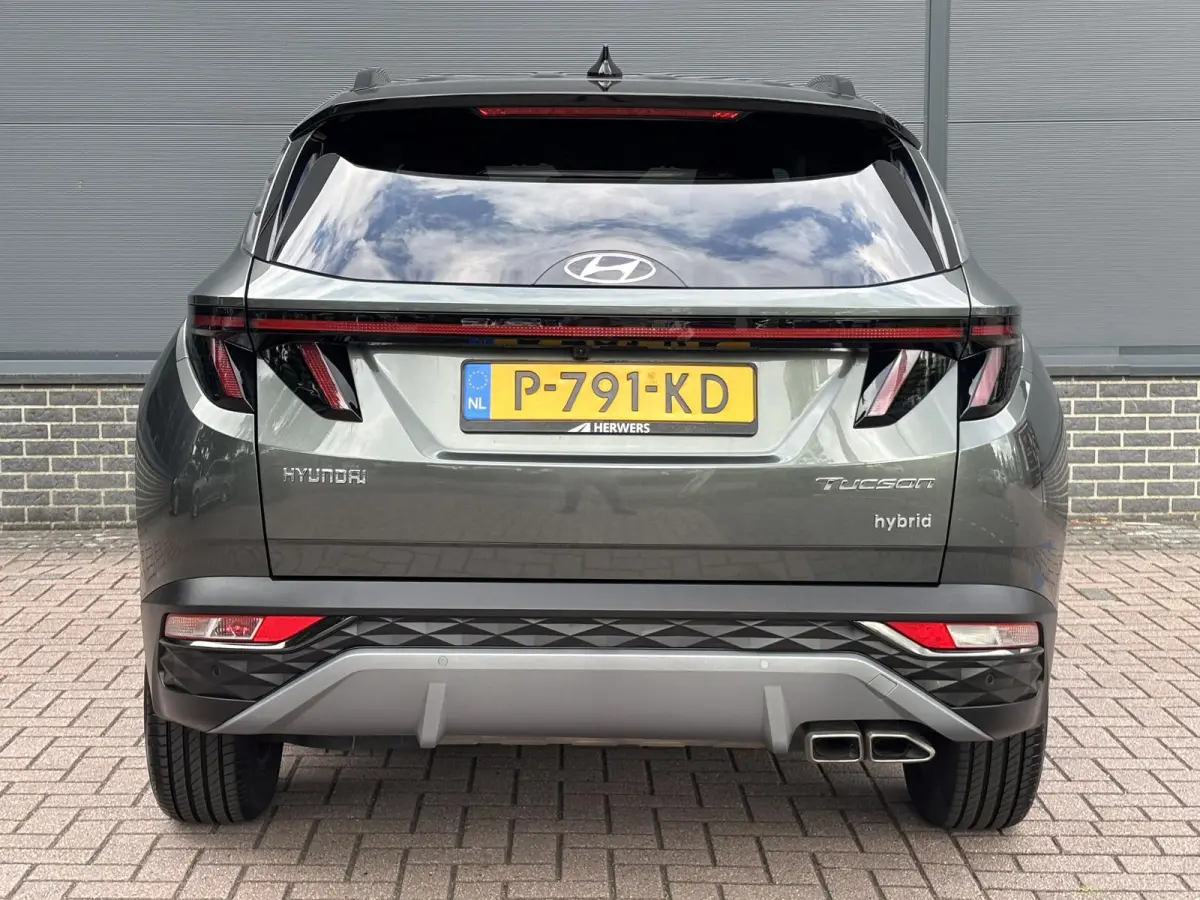 1.6 T-GDI HEV Comfort Smart / Afneembare Trekhaak / 1650 kg Trekgewicht / Stoel en Stuurverwarming / Navigatiesysteem / Apple Carplay / Android Auto / Adaptieve Cruise Control / Achteruitrij
