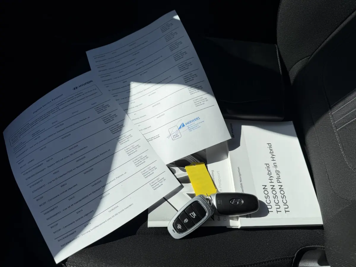 1.6 T-GDI HEV Comfort Smart / Afneembare Trekhaak / 1650 kg Trekgewicht / Stoel en Stuurverwarming / Navigatiesysteem / Apple Carplay / Android Auto / Adaptieve Cruise Control / Achteruitrij
