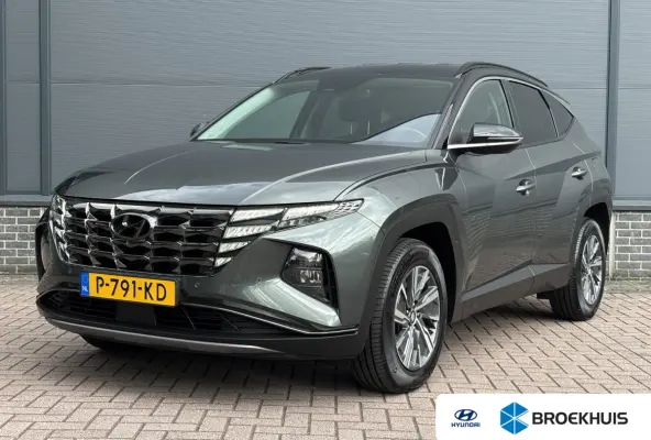 1.6 T-GDI HEV Comfort Smart / Afneembare Trekhaak / 1650 kg Trekgewicht / Stoel en Stuurverwarming / Navigatiesysteem / Apple Carplay / Android Auto / Adaptieve Cruise Control / Achteruitrij
