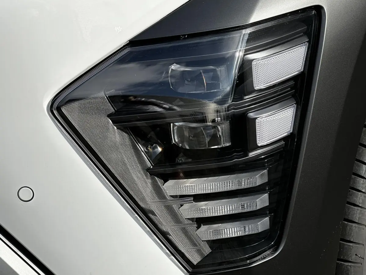 1.6 GDI HEV Comfort Smart / Rijklaarprijs / Direct Leverbaar / Modeljaar 2026 / Navigatie / 18" LMV / Adaptieve Cruise Control / Parkeersensoren voor en achter