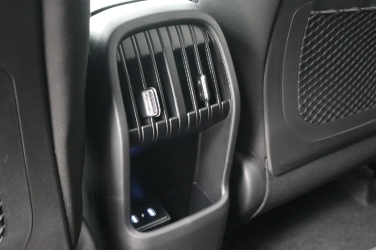 1.6 GDI HEV Comfort Smart / Rijklaarprijs / Direct Leverbaar / Modeljaar 2026 / Navigatie / 18" LMV / Adaptieve Cruise Control / Parkeersensoren voor en achter