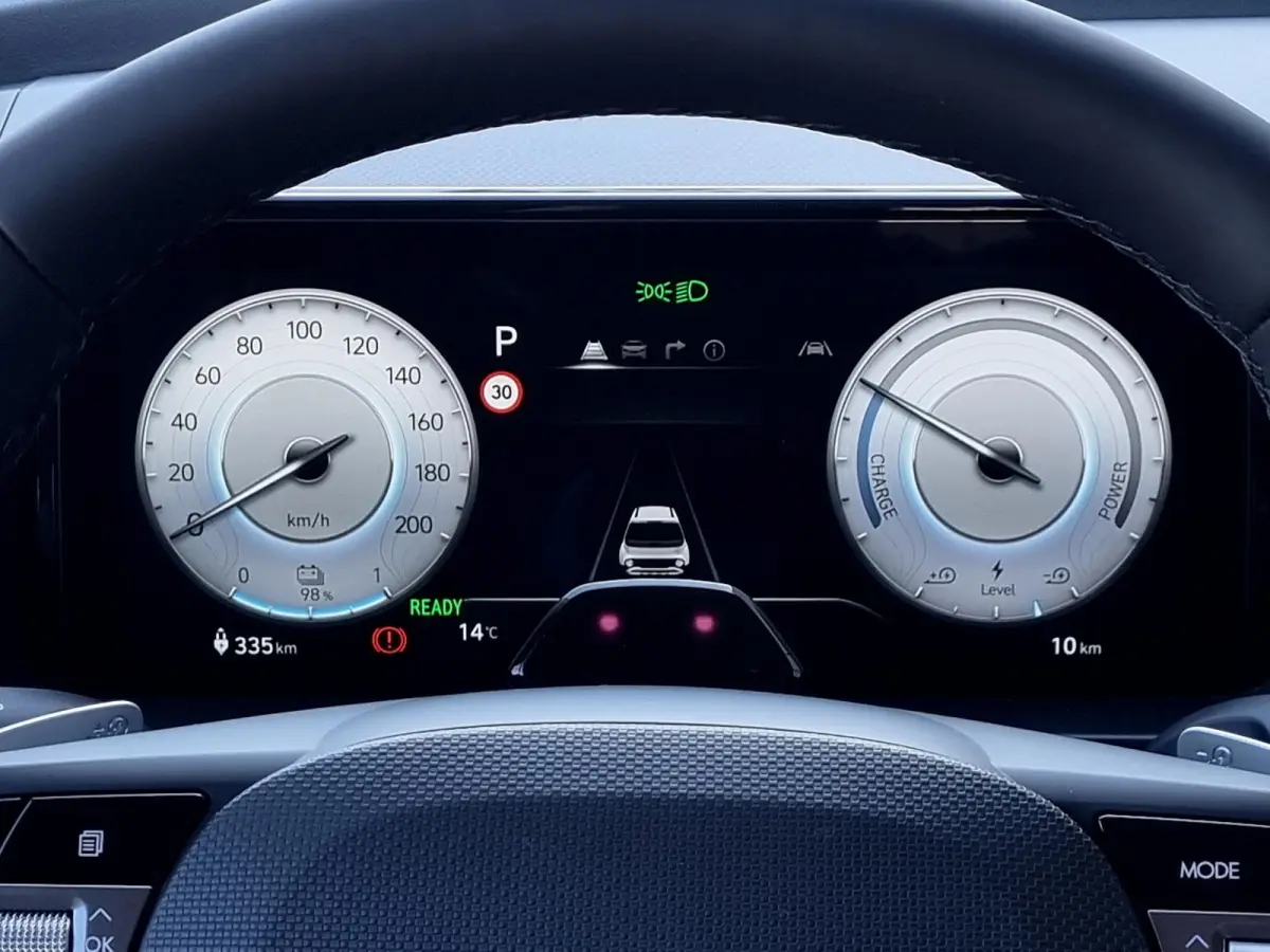 Pulse 49 kWh / €2000,- Voordeel / Snel Leverbaar / Rijklaarprijs / Winter Pack / Keyless / Adaptive Cruise /