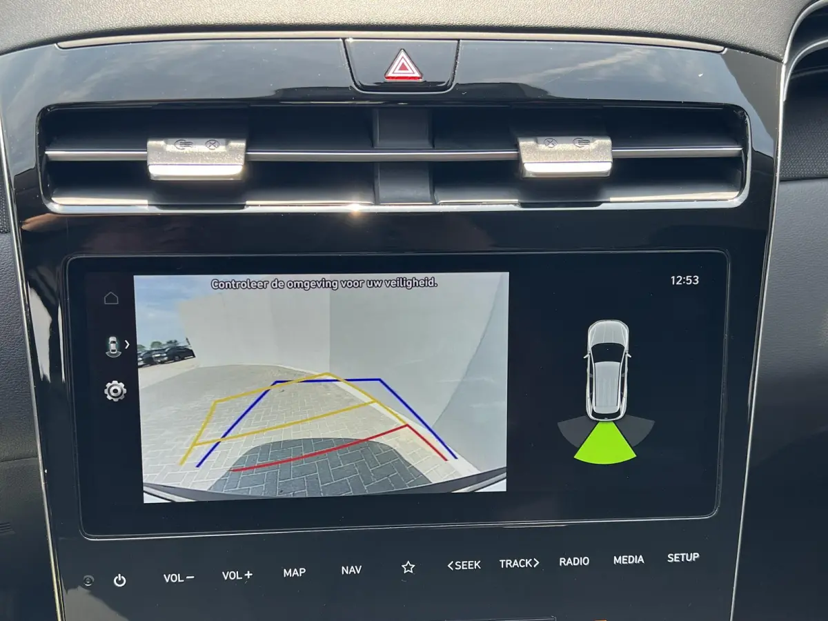 1.6 T-GDI PHEV Comfort 4WD / Fabrieksgarantie tot 07-2027 / Accu SoH 100 % / 1.350 kg trekgewicht / Navigatie / Stuur- & Stoelverwarming / Apple Carplay Android / 19" LM wielen /