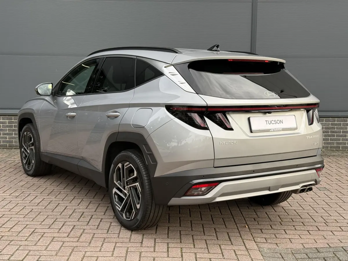 1.6 T-GDI PHEV Premium / Navigatie / 360 Camera / Memory Seat / Stoelverkoeling / Stoelverwarming Voor + Achter / Stuurverwarming / KRELL Audio /