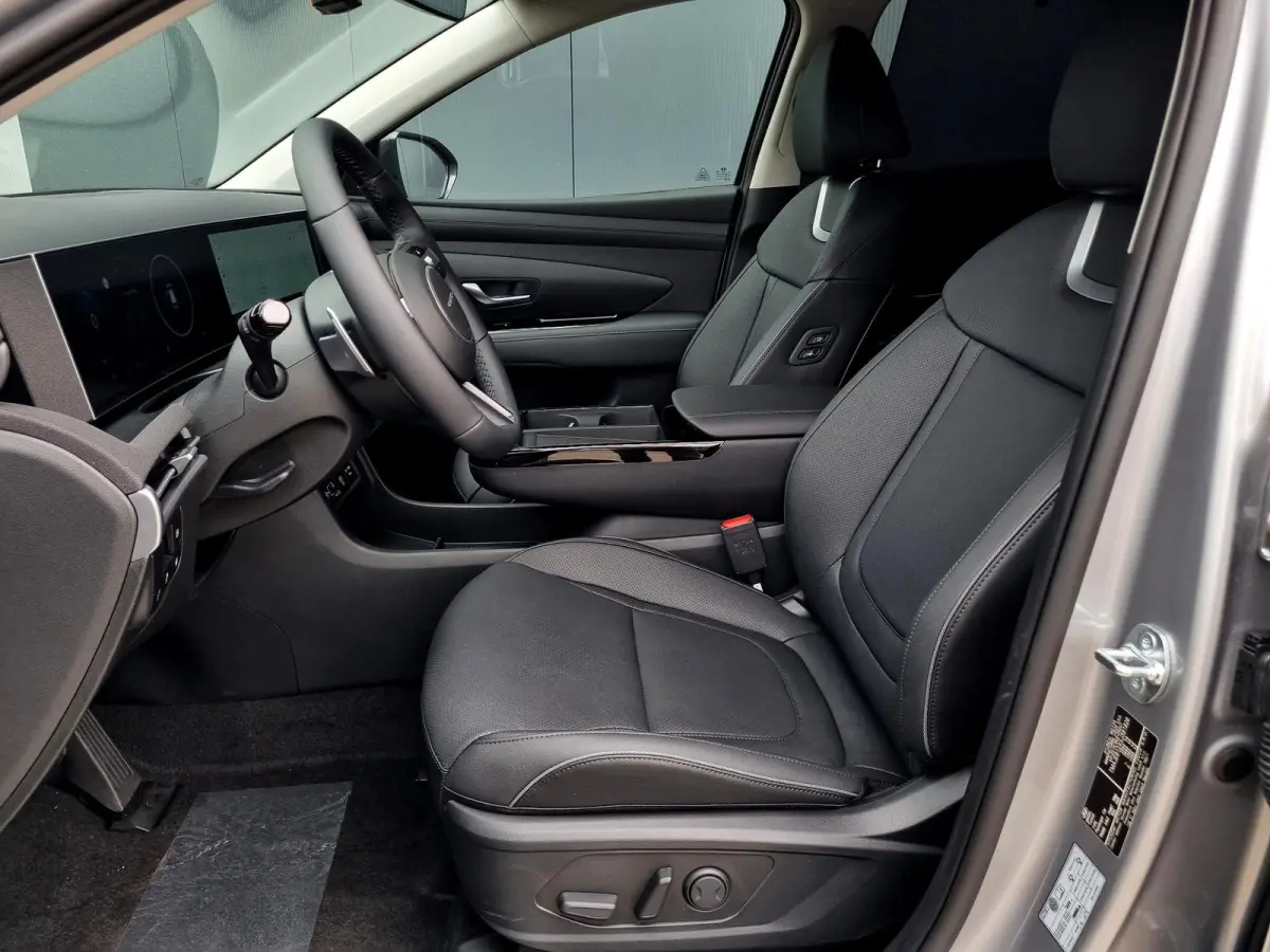 1.6 T-GDI PHEV Premium / Navigatie / 360 Camera / Memory Seat / Stoelverkoeling / Stoelverwarming Voor + Achter / Stuurverwarming / KRELL Audio /