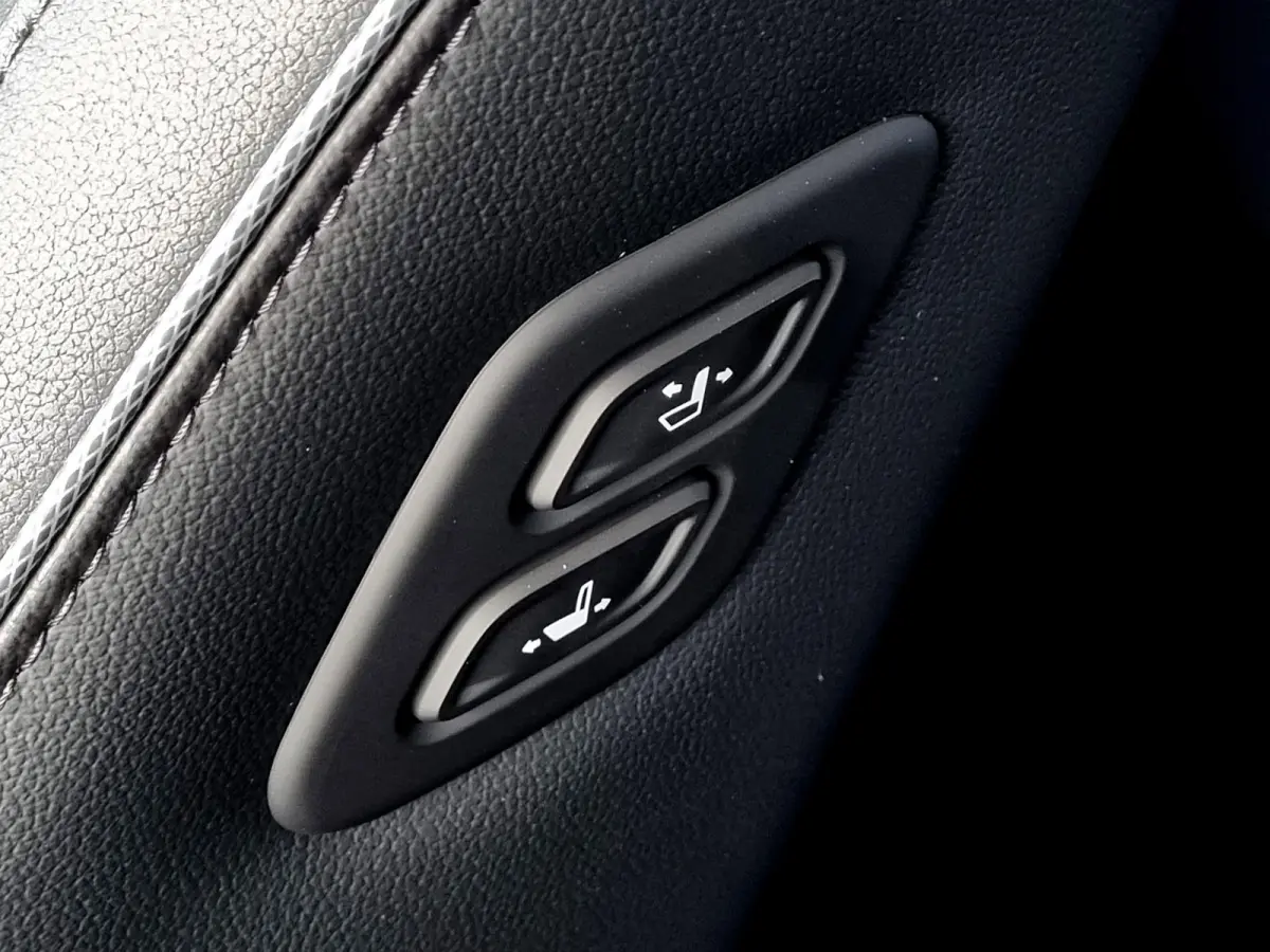 1.6 T-GDI PHEV Premium / Navigatie / 360 Camera / Memory Seat / Stoelverkoeling / Stoelverwarming Voor + Achter / Stuurverwarming / KRELL Audio /