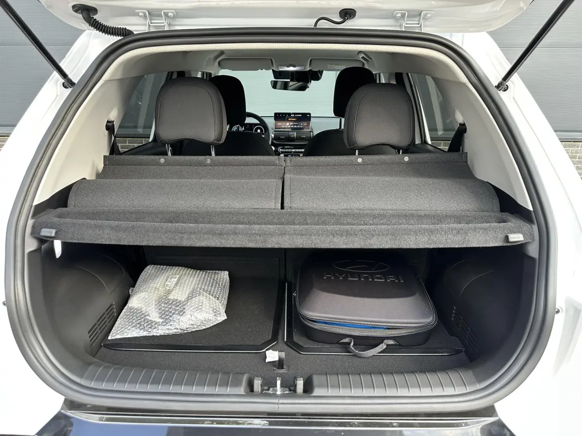 Evolve 49 kWh Navigatie / Achteruitrijcamera / Apple Carplay & Android Auto / Adaptive Cruise Control / Automatische Airco / 3 Fase /