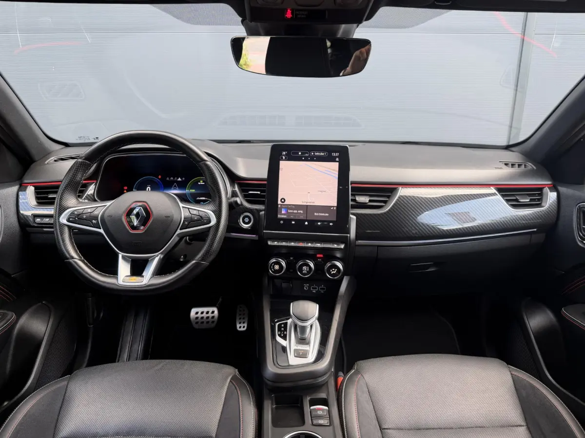 1.6 E-Tech full hybrid 145 esprit RS Line / Elektrisch Verstelbare Stoelen / Navigatie + Apple Carplay & Android Auto / Stuur & Stoelverwarming / Achteruitrijcamera / Climate Control /