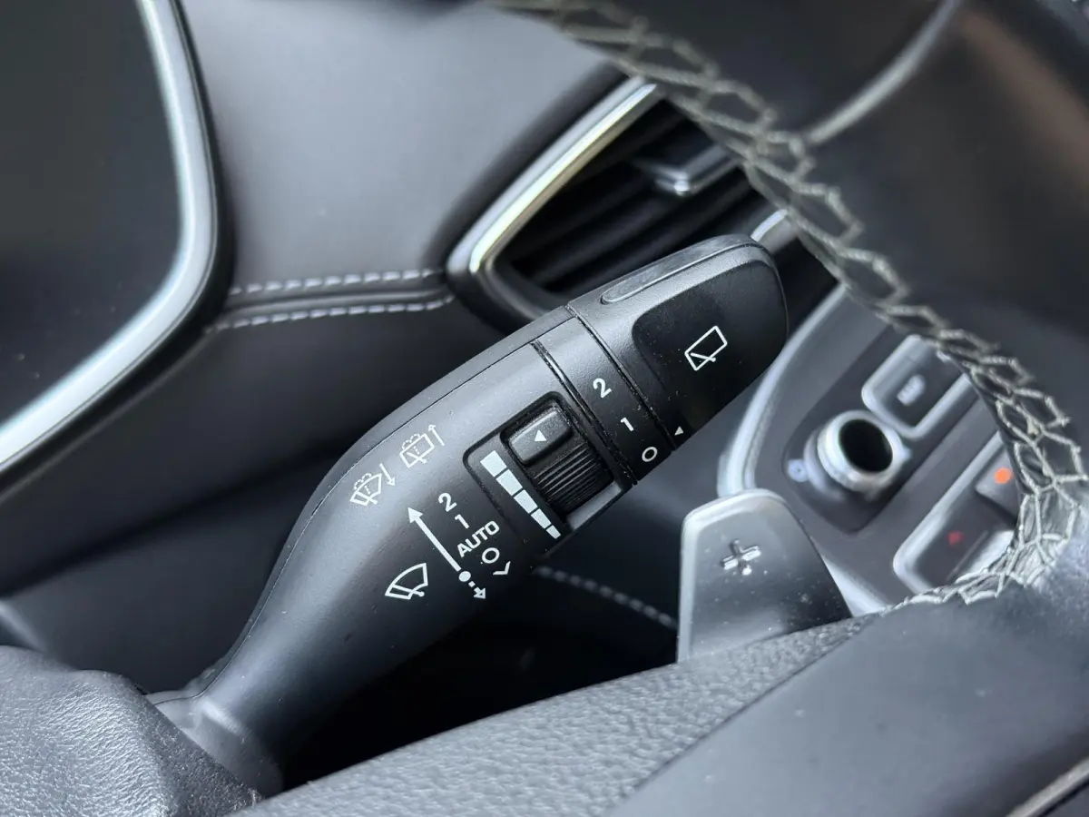 1.6 T-GDI HEV Comfort Smart / Dealer Onderhouden / Trekhaak / 1650 KG Trekgewicht / Stoel Verwarming / Elektrische Stoelen / Achteruitrij Camera / Apple Carplay & Android Auto /