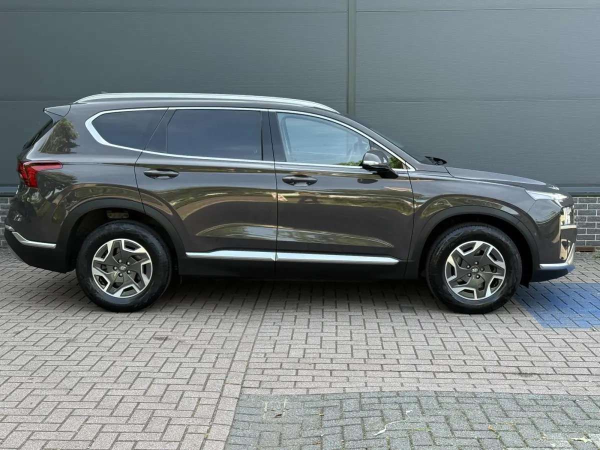 1.6 T-GDI HEV Comfort Smart / Dealer Onderhouden / Trekhaak / 1650 KG Trekgewicht / Stoel Verwarming / Elektrische Stoelen / Achteruitrij Camera / Apple Carplay & Android Auto /