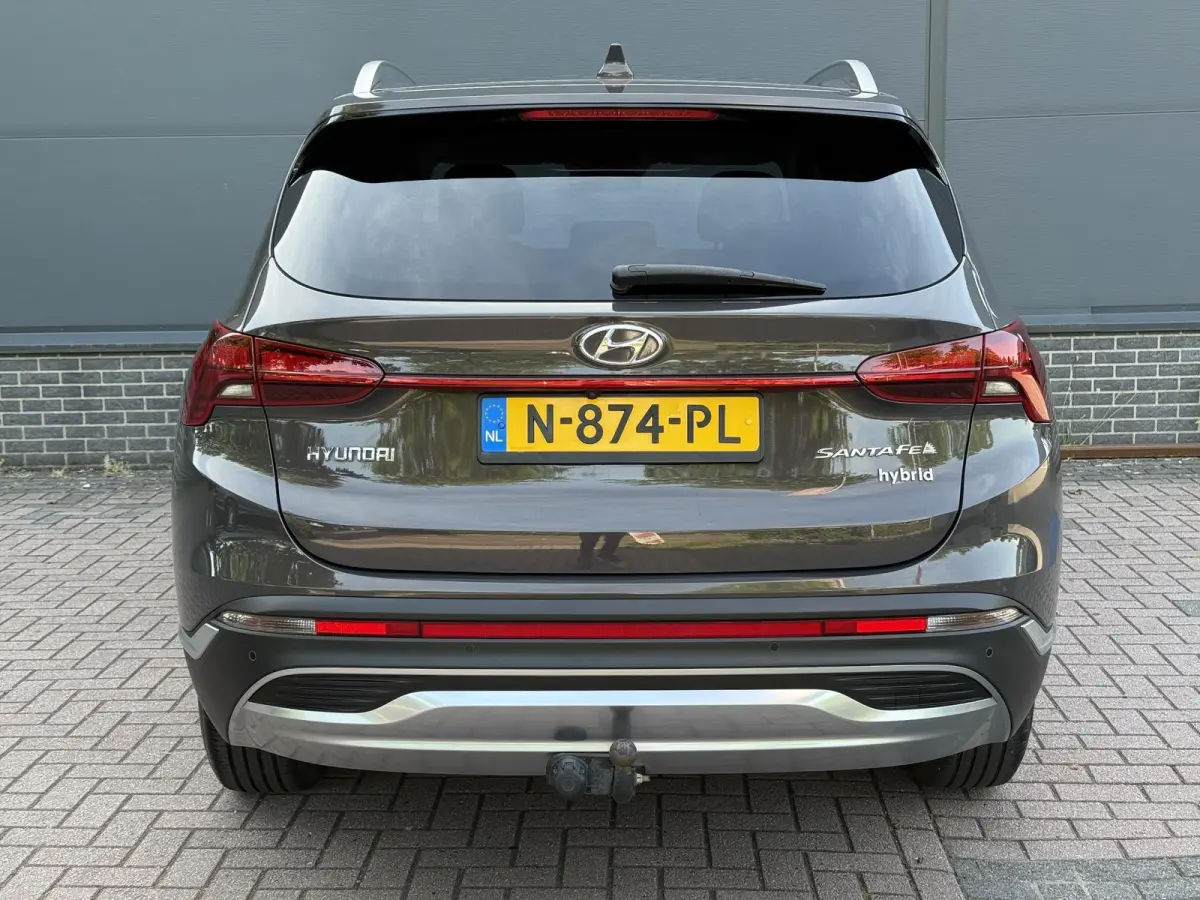 1.6 T-GDI HEV Comfort Smart / Dealer Onderhouden / Trekhaak / 1650 KG Trekgewicht / Stoel Verwarming / Elektrische Stoelen / Achteruitrij Camera / Apple Carplay & Android Auto /