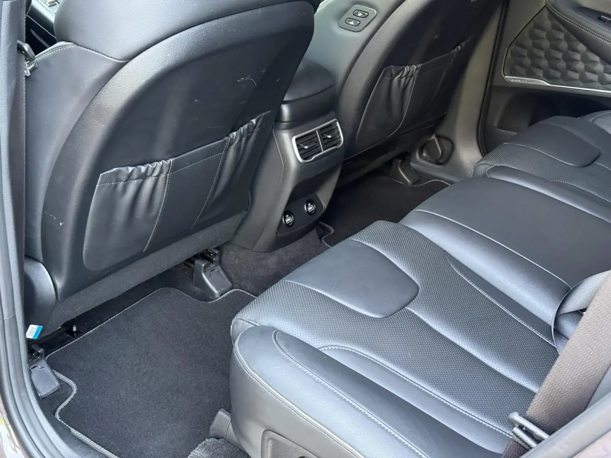 1.6 T-GDI HEV Comfort Smart / Dealer Onderhouden / Trekhaak / 1650 KG Trekgewicht / Stoel Verwarming / Elektrische Stoelen / Achteruitrij Camera / Apple Carplay & Android Auto /