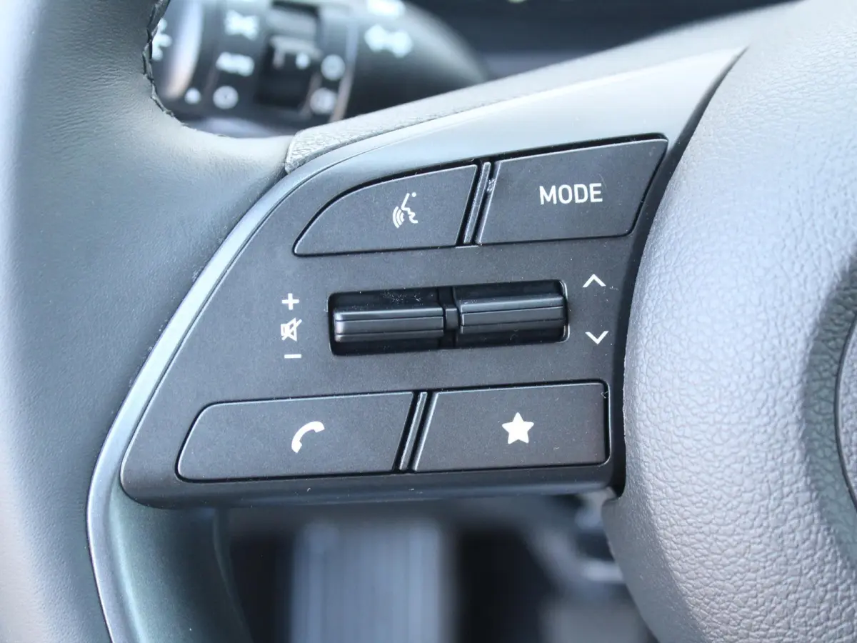 1.0 T-GDI Comfort Cruise / Elektrische Ramen V+A / Navigatie via Apple Carplay & Android Auto / 16'' LM Velgen / Achteruitrijcamera /