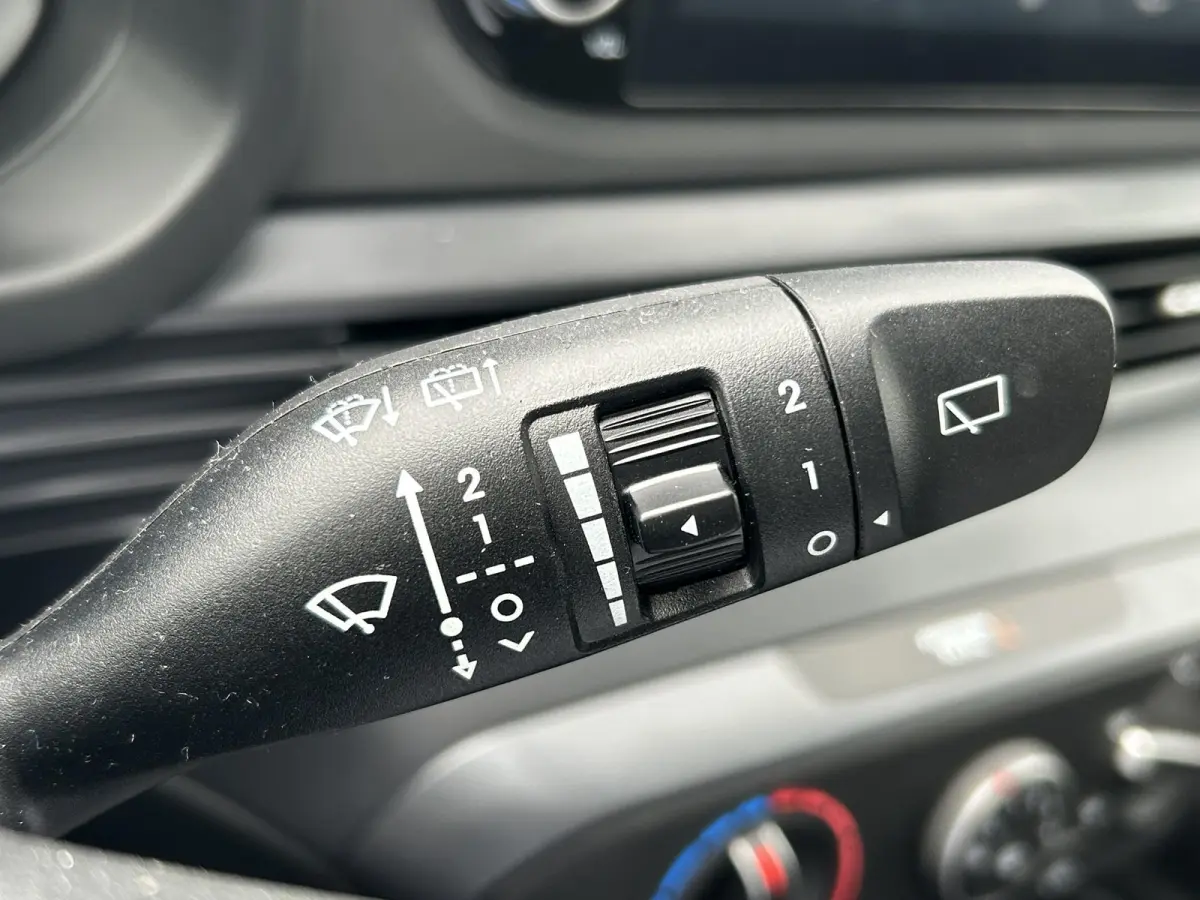 1.0 T-GDI Comfort Cruise / Elektrische Ramen V+A / Navigatie via Apple Carplay & Android Auto / 16'' LM Velgen / Achteruitrijcamera /