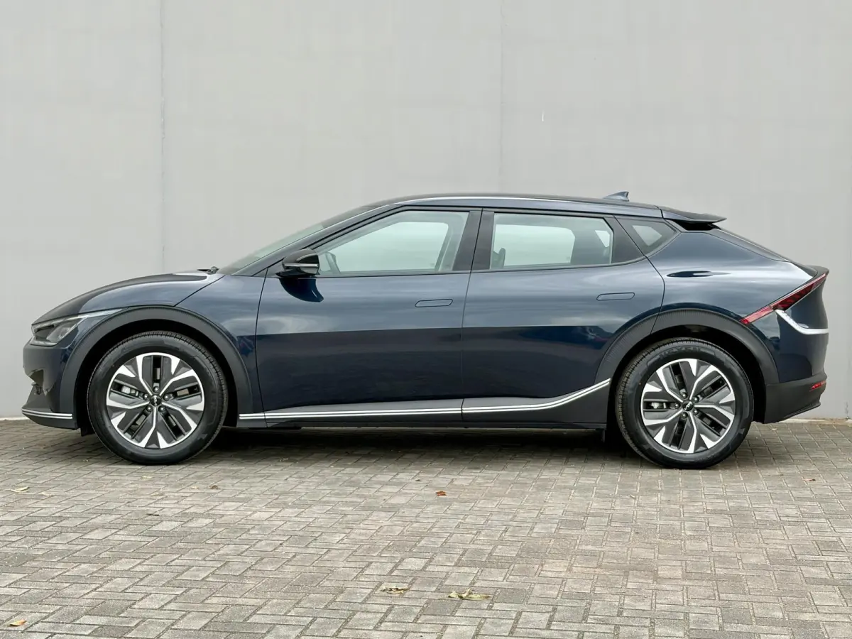 Edition 77.4 kWh / SOH 100% / Fabrieksgarantie tot 18-06-2032 / 1.600 kg trekgewicht / Android Auto & Apple Carplay / Navigatie / Cruise Control Adaptief / Climate Control / DAB / Draadloze 