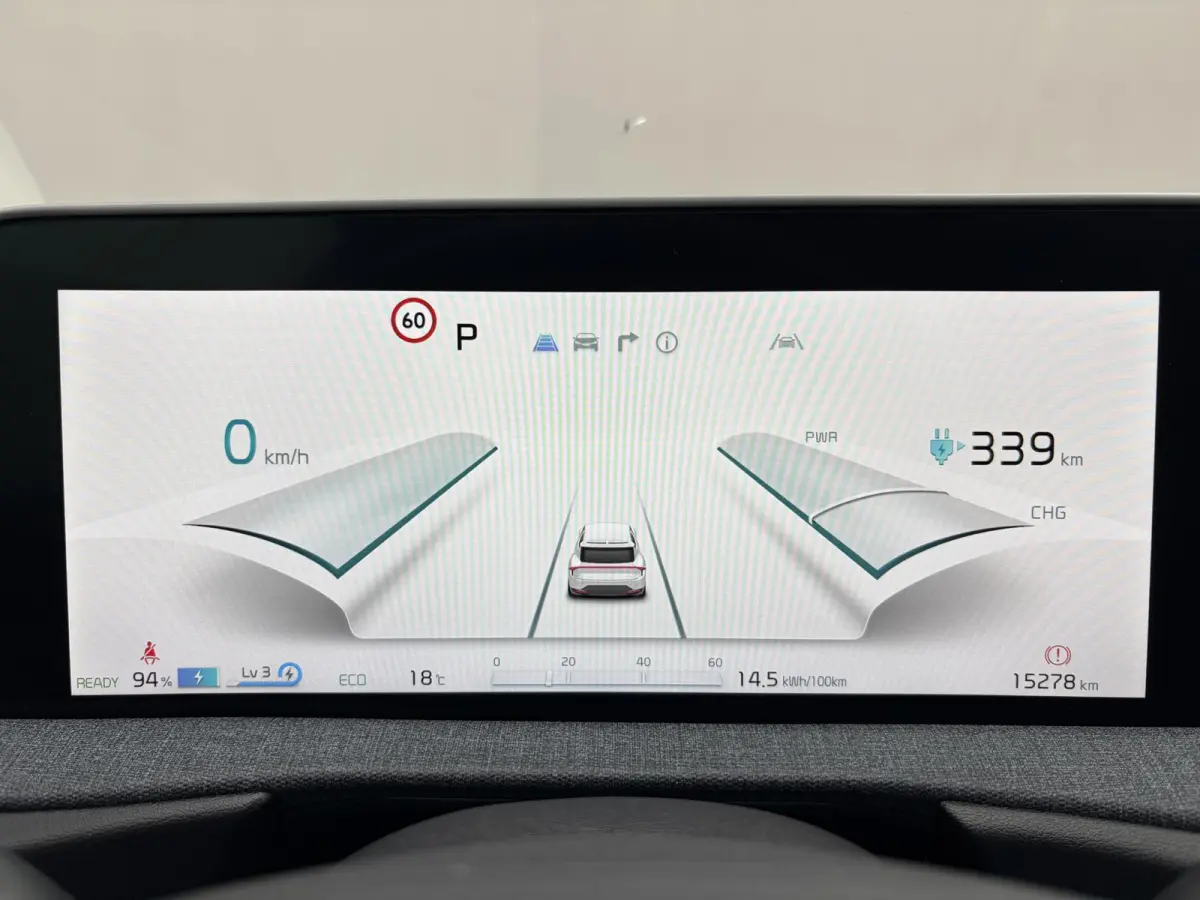 Edition 77.4 kWh / SOH 100% / Fabrieksgarantie tot 18-06-2032 / 1.600 kg trekgewicht / Android Auto & Apple Carplay / Navigatie / Cruise Control Adaptief / Climate Control / DAB / Draadloze 