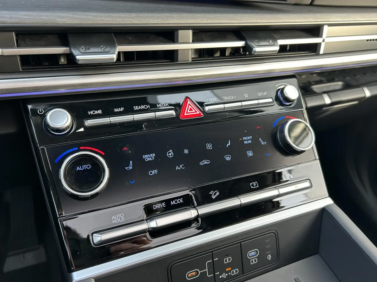 1.6 T-GDI PHEV Premium 4WD 7p. | 20-inch lichtmetalen velgen | Achteruitrijcamera | Apple Carplay/Android Auto