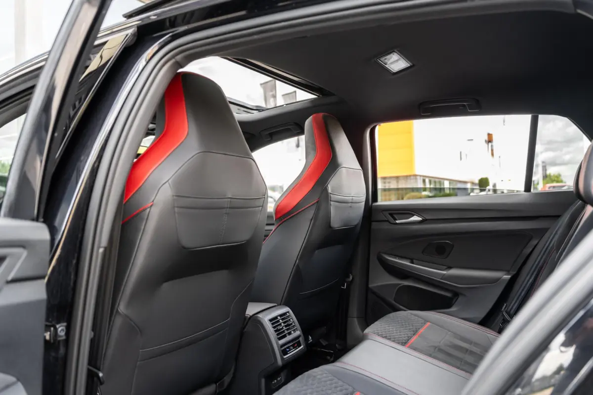 2.0 TSI GTI Clubsport Pano HK DSG LED DCC