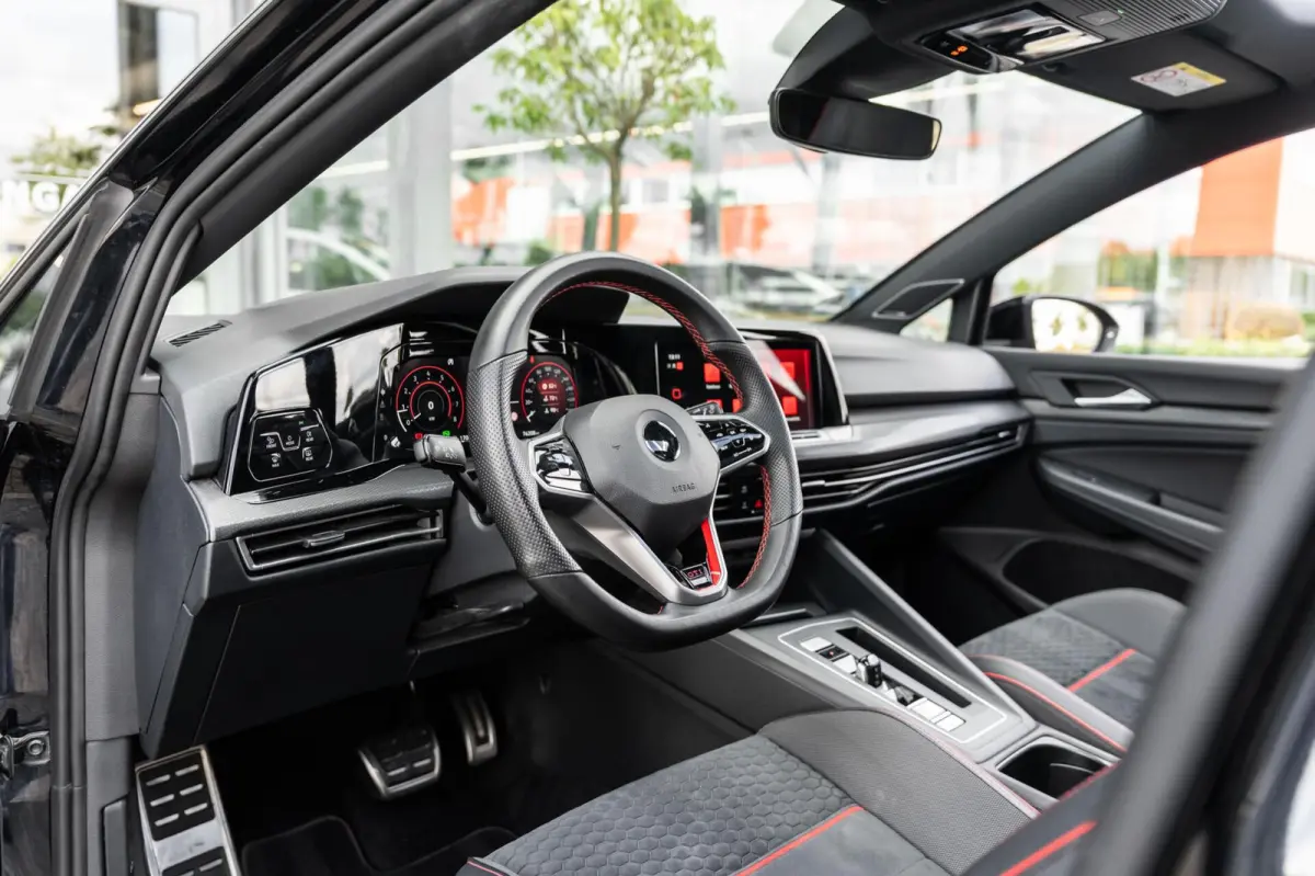 2.0 TSI GTI Clubsport Pano HK DSG LED DCC