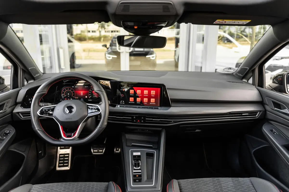 2.0 TSI GTI Clubsport Pano HK DSG LED DCC