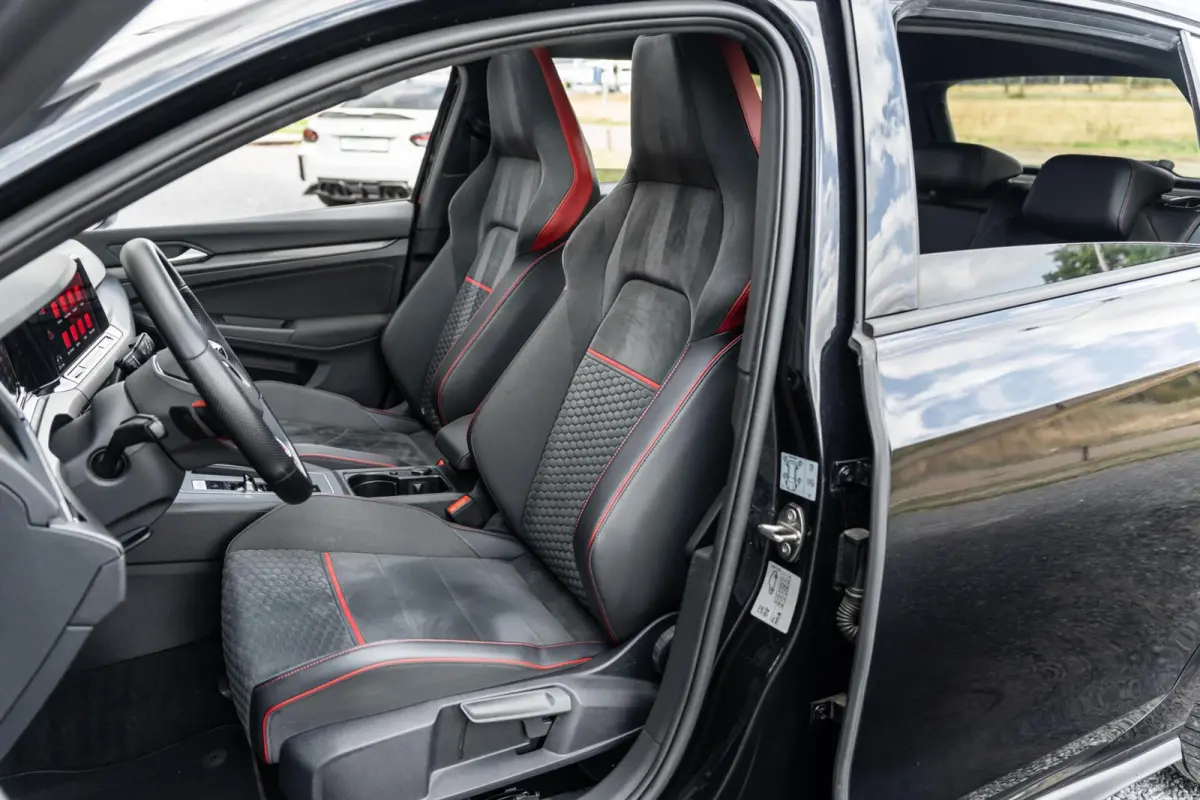 2.0 TSI GTI Clubsport Pano HK DSG LED DCC