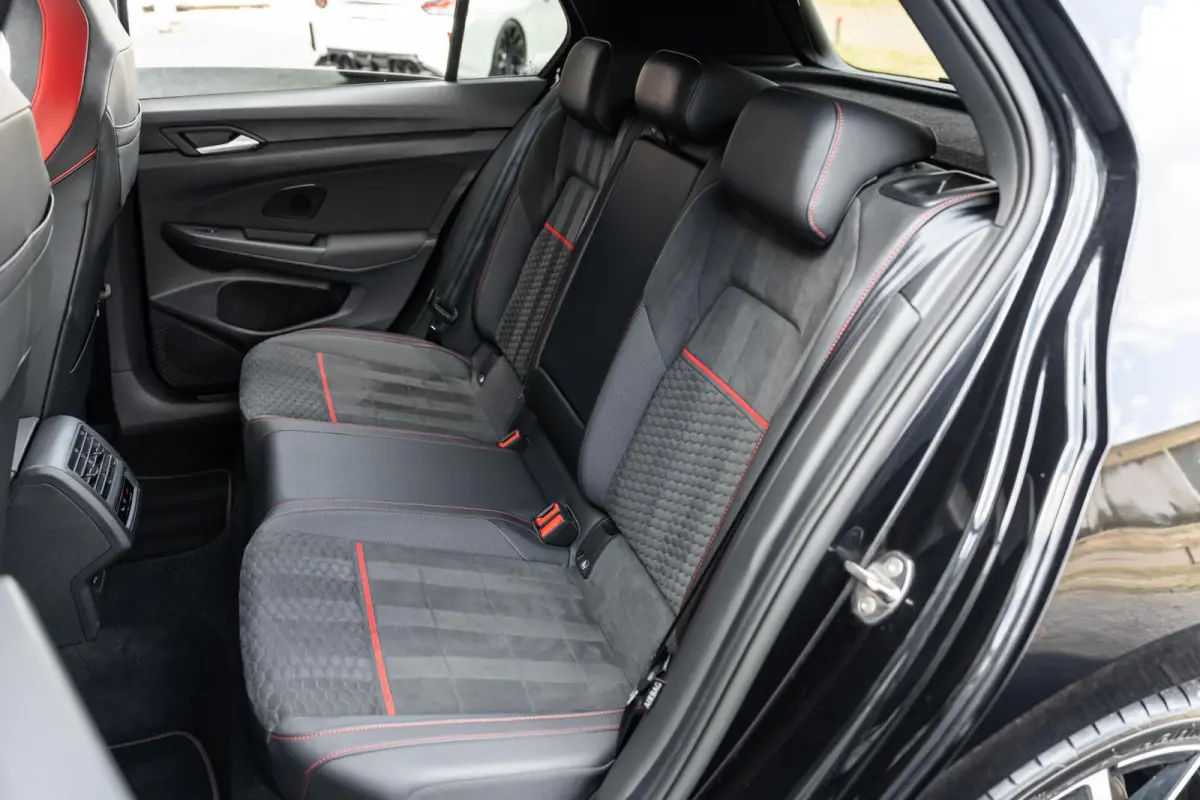 2.0 TSI GTI Clubsport Pano HK DSG LED DCC