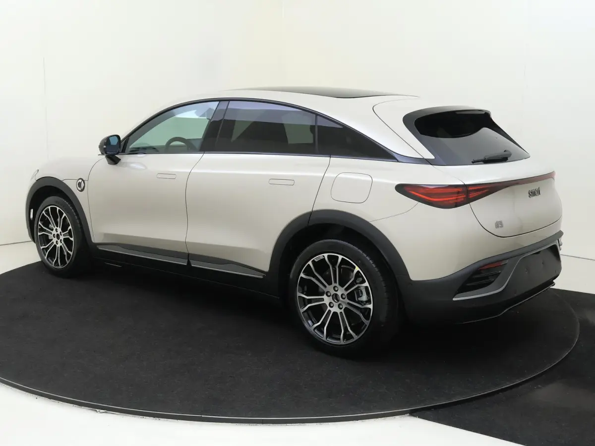 Premium 66 kWh / Elektrische-Stoelen / Apple-Android auto / Stoelverwarming / 360Graden-Camera /