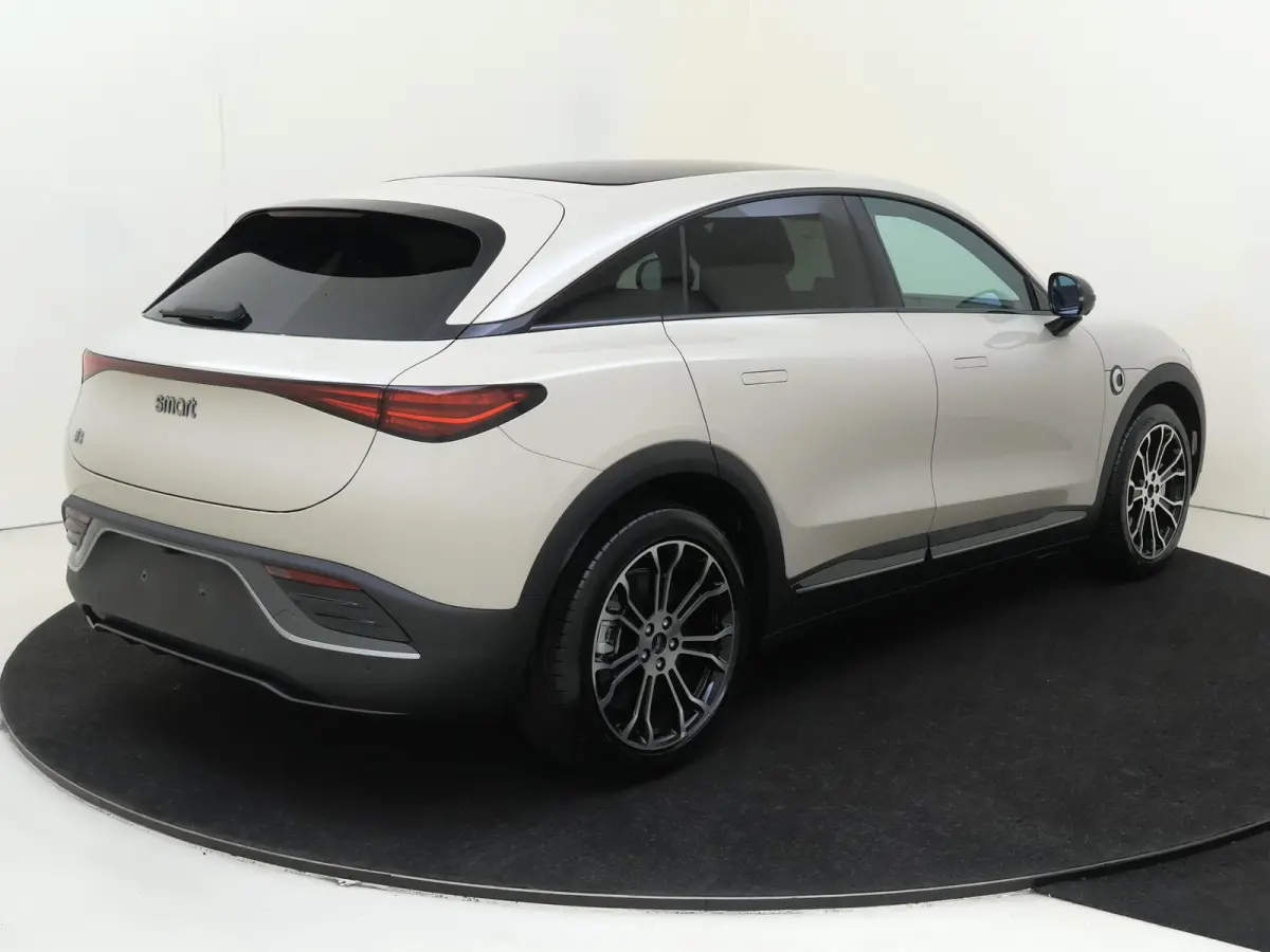 Premium 66 kWh / Elektrische-Stoelen / Apple-Android auto / Stoelverwarming / 360Graden-Camera /