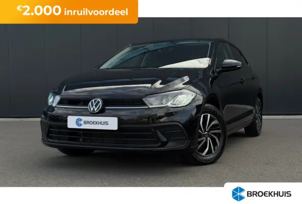 1.0TSI 95pk Life Edition | Camera | Apple Carplay | Navi | Parkeersensoren voor en achter (Park Distance Control) | Zijruiten achter en achterruit getint, 65% lichtabsorberend