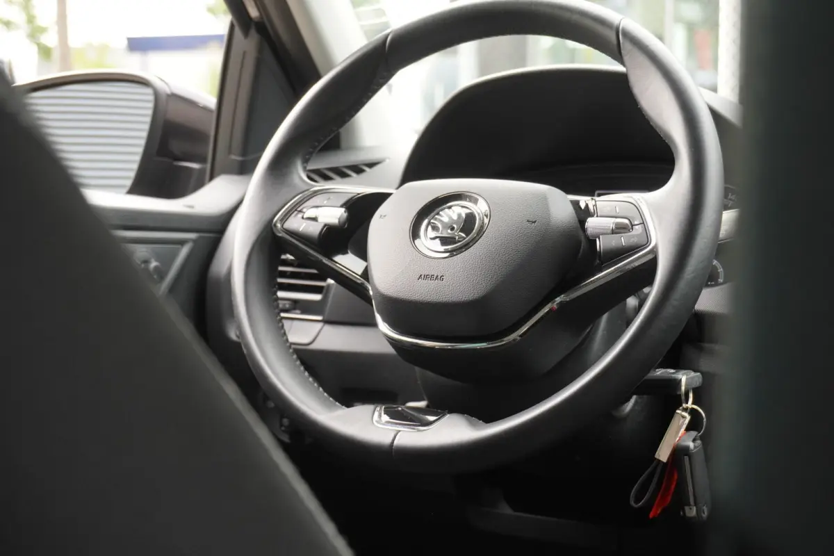 1.0 TSI 95pk Ambition | SmartLink | Airco | Cruise Control