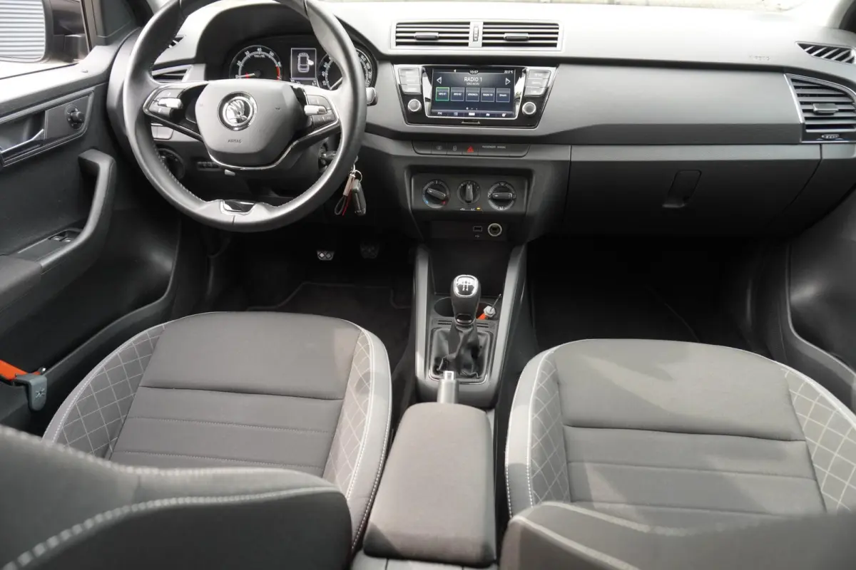 1.0 TSI 95pk Ambition | SmartLink | Airco | Cruise Control