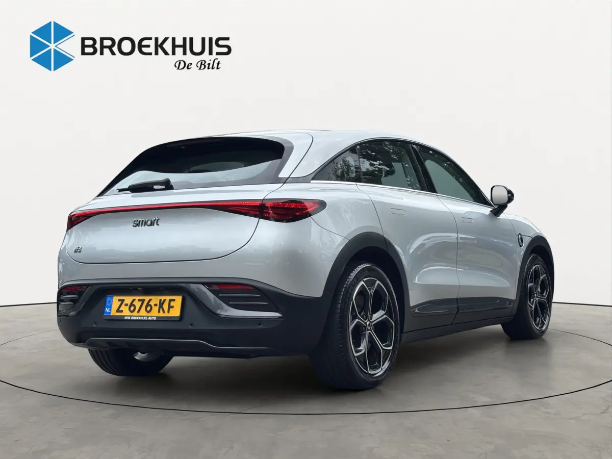 Pro+ 66 kWh | PANO DAK | 360 CAMERA | STOEL/STUUR VERWARMING | CARPLAY | ELEKTR STOEL | ELEKTR KLEP | DEALER OH!