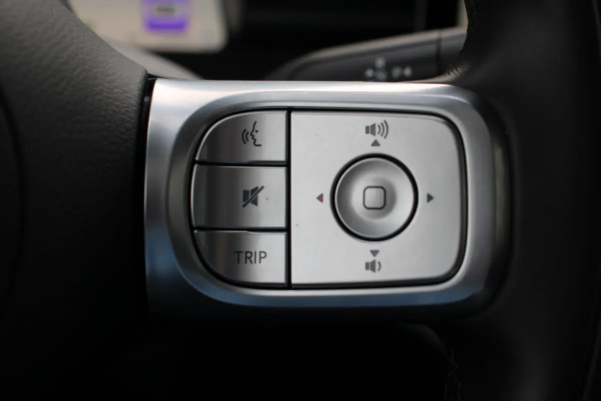 Pro+ 66 kWh | PANO DAK | 360 CAMERA | STOEL/STUUR VERWARMING | CARPLAY | ELEKTR STOEL | ELEKTR KLEP | DEALER OH!