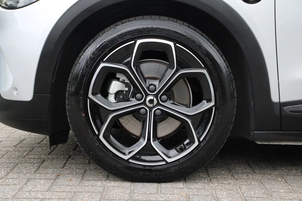 Pro+ 66 kWh | PANO DAK | 360 CAMERA | STOEL/STUUR VERWARMING | CARPLAY | ELEKTR STOEL | ELEKTR KLEP | DEALER OH!