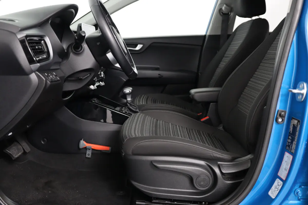 1.0 T-GDi MHEV DynamicPlusLine AUTOMAAT | CAPLAY / ANDROID AUTO | CAMERA | CRUISE CONTROL | CLIMATE CONTROL | DEALER OH!