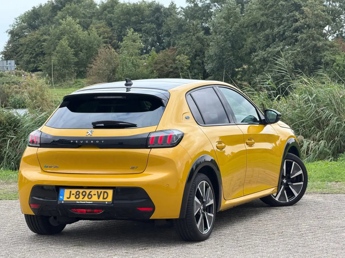 EV GT 350 50 kWh - Jaune Faro - Carplay/Camera/Panorama - 3-fase