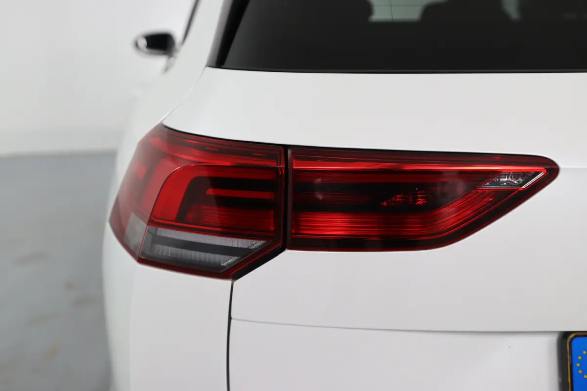 1.5 eTSI 130pk Life Business | DEALER OH! | ERGO STOEL | STOELVERWARMING | ADAPTIVE CRUISE | CARPLAY | CLIMATE CONTROL