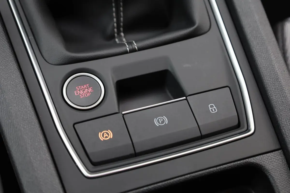 1.0 TSI 110pk Style | LED Verlichting | Cruise Control | All-Season Banden