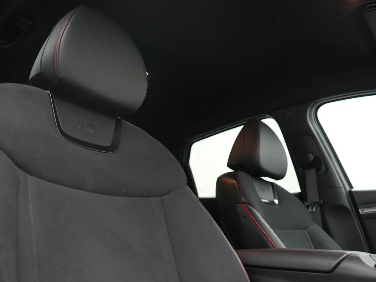 1.6 T-GDI N Line 4WD PHEV 265pk Dealer O.H | Adaptive Cruise | Camera | Alcantara Sportstoelen & Stuur Verwarmd | Krell Audio | Apple Carplay | Keyless | Blis | 19"L.M | Navigatie | DAB | Pl