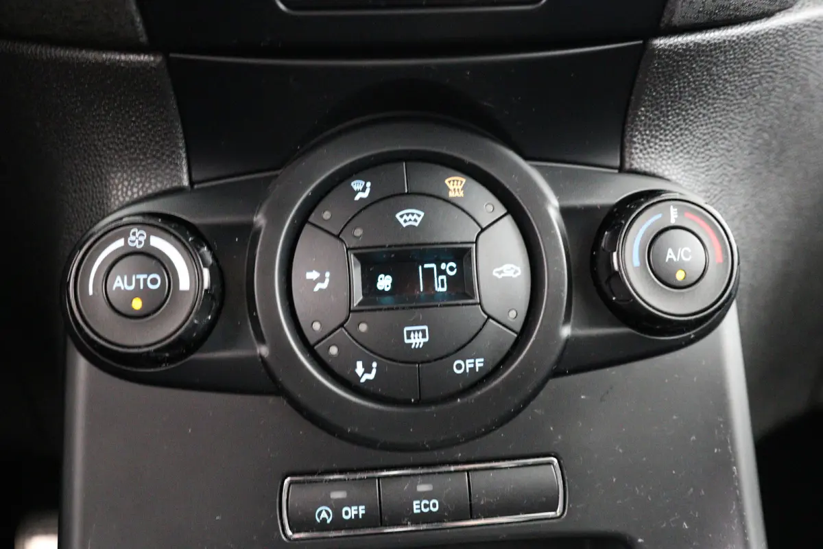 1.0 EcoBoost ST Line | DEALER OH! | CAMERA | NAVI | CLIMATE CTRL | CRUISE CONTROL | 17'' LMV | VOORRUIT VERWARMING