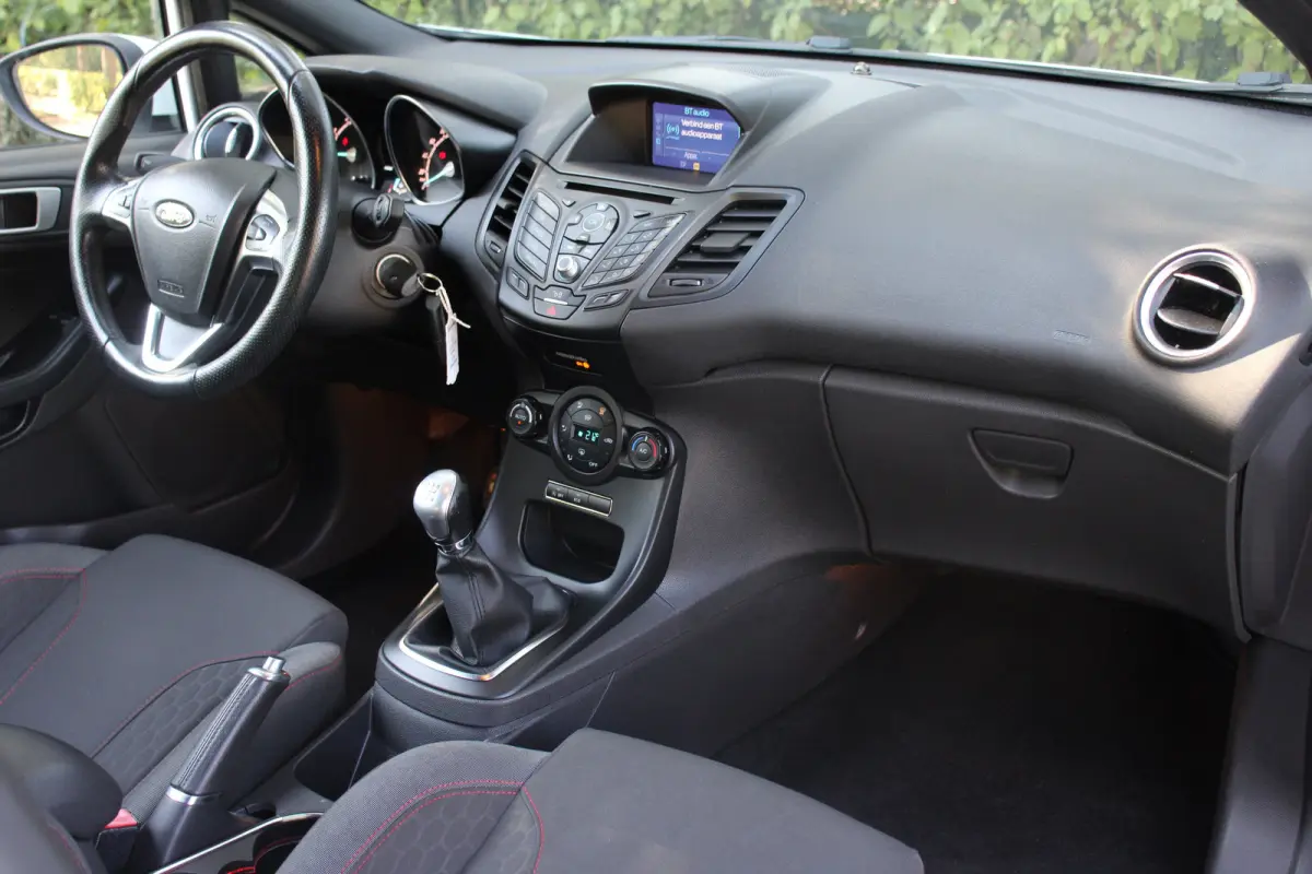 1.0 EcoBoost ST Line | DEALER OH! | CAMERA | NAVI | CLIMATE CTRL | CRUISE CONTROL | 17'' LMV | VOORRUIT VERWARMING