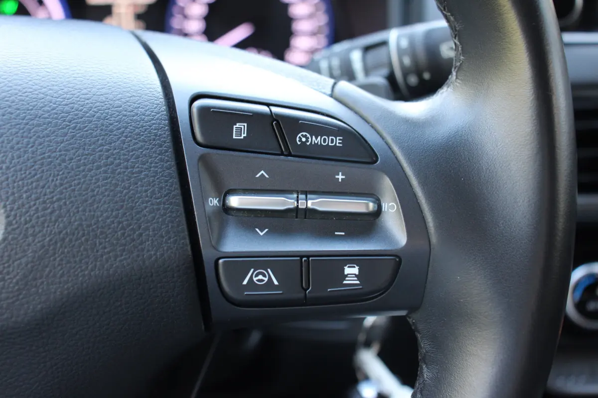 1.6 GDI HEV Comfort Smart | DEALER OH! | ADAPTIVE CRUISE | PREMIUM AUDIO | CAMERA | CARPLAY | CLIMATE CONTROL