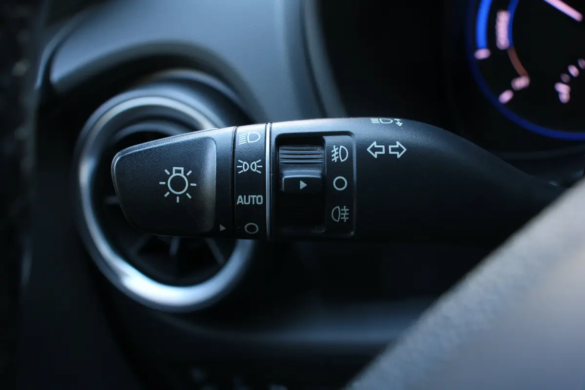 1.6 GDI HEV Comfort Smart | DEALER OH! | ADAPTIVE CRUISE | PREMIUM AUDIO | CAMERA | CARPLAY | CLIMATE CONTROL