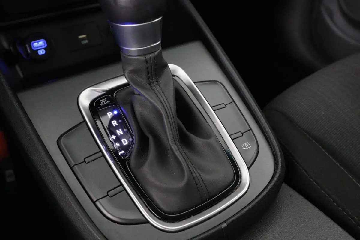 1.6 GDI HEV Comfort Smart | DEALER OH! | ADAPTIVE CRUISE | PREMIUM AUDIO | CAMERA | CARPLAY | CLIMATE CONTROL
