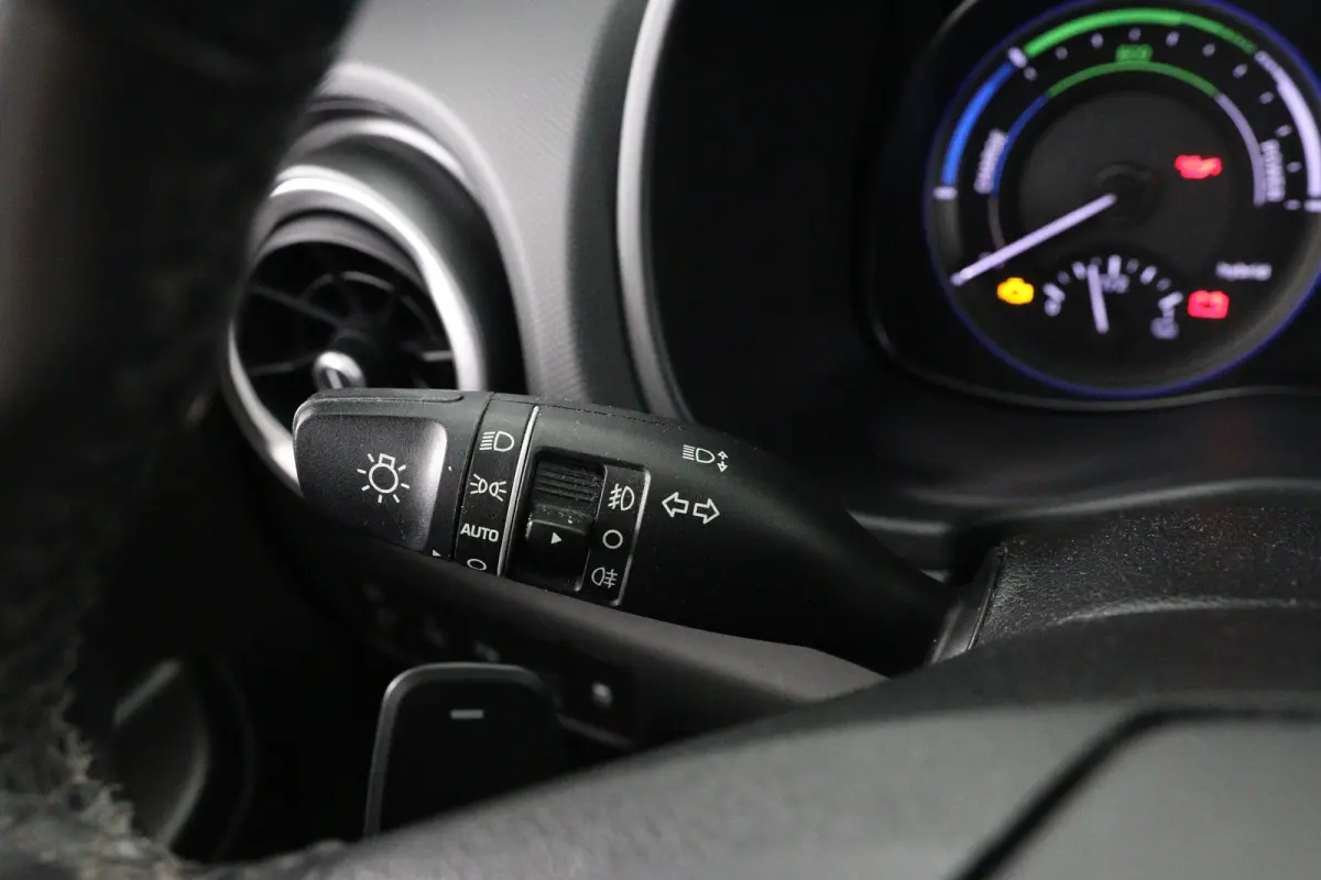 1.6 GDI HEV Comfort Smart | DEALER OH! | ADAPTIVE CRUISE | PREMIUM AUDIO | CAMERA | CARPLAY | CLIMATE CONTROL