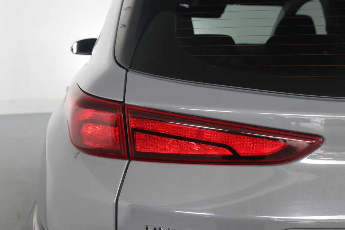 1.6 GDI HEV Comfort Smart | DEALER OH! | ADAPTIVE CRUISE | PREMIUM AUDIO | CAMERA | CARPLAY | CLIMATE CONTROL