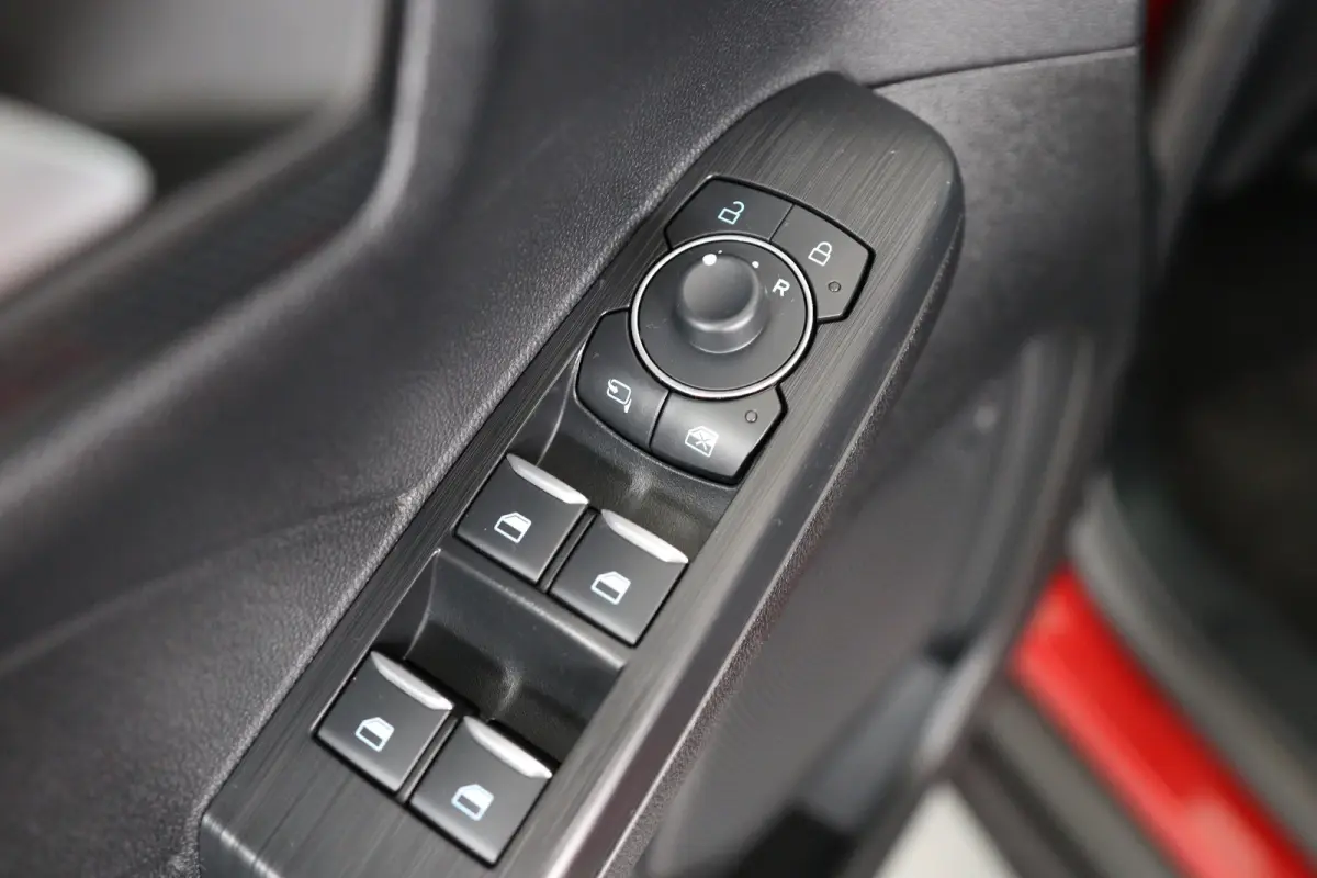 2.5 PHEV ST-Line | Achterbank verwarmd | Achteruitrijcamera | Apple Carplay/Android Auto|telefoonintegratie premium