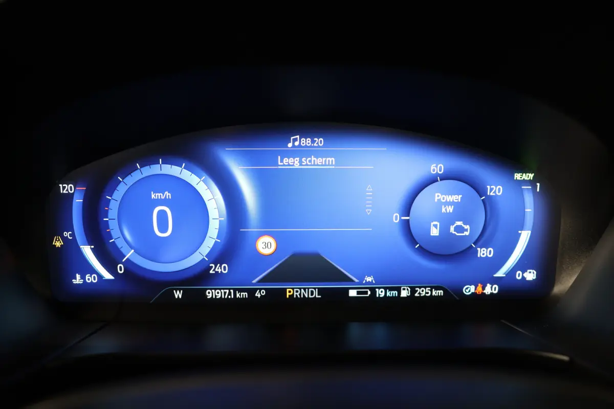2.5 PHEV ST-Line | Achterbank verwarmd | Achteruitrijcamera | Apple Carplay/Android Auto|telefoonintegratie premium