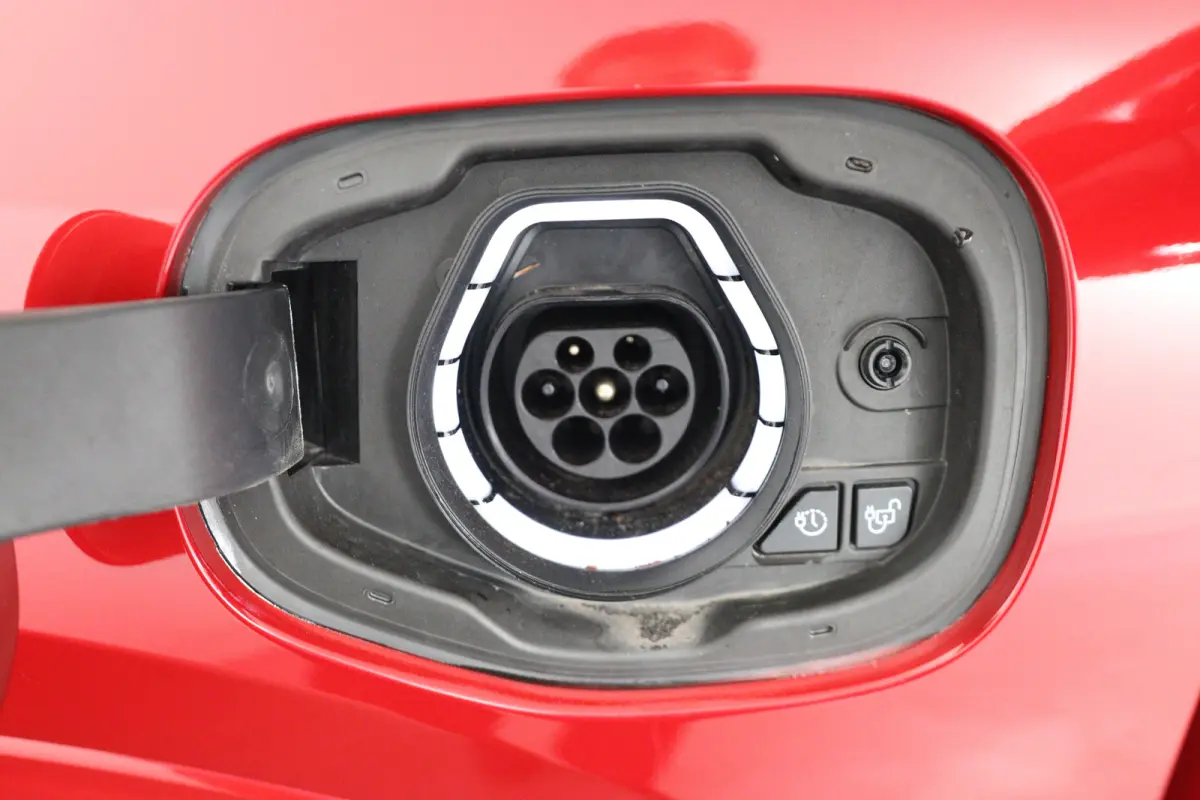 2.5 PHEV ST-Line | Achterbank verwarmd | Achteruitrijcamera | Apple Carplay/Android Auto|telefoonintegratie premium
