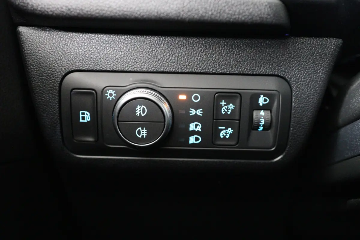 2.5 PHEV ST-Line | Achterbank verwarmd | Achteruitrijcamera | Apple Carplay/Android Auto|telefoonintegratie premium